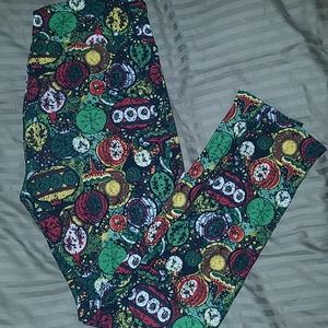 Lularoe TC Christmas Leggings